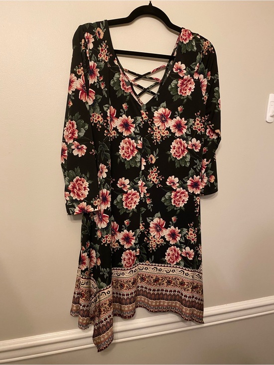Three Hearts Dresses & Skirts - Three Hearts Black Floral Crisscross V-Neck Long Sleeve Dress